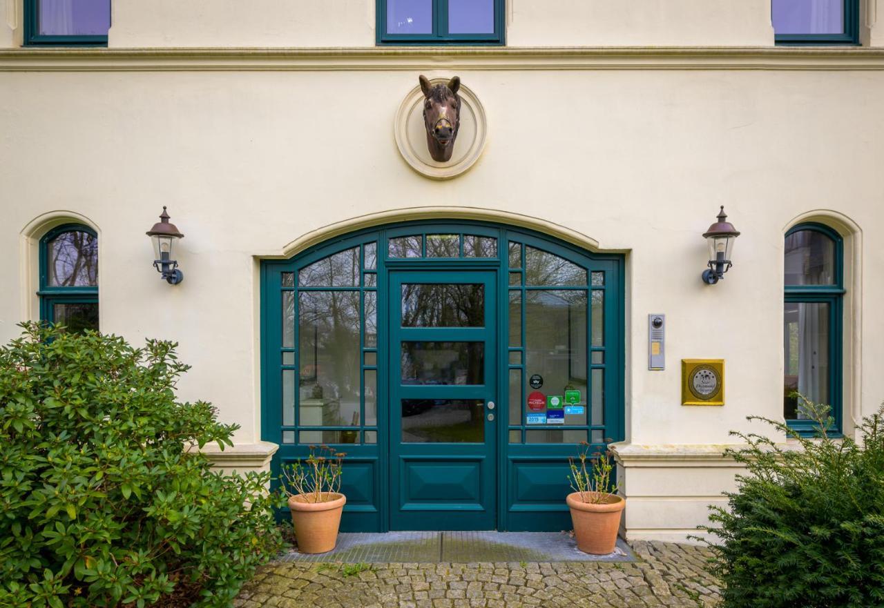 Remise Am Suellberg - Das Kleine Hotel Am Suellberg Хамбург Екстериор снимка